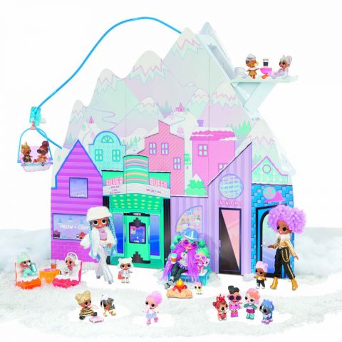 LOL Surprise OMG Winter Chill Cottage Playset 2020
